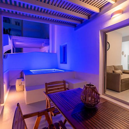 Aerenia Luxury suites Karterados  Exterior foto